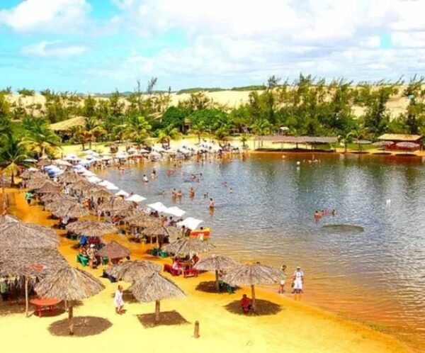 Pacote Completo de Férias para Natal + Maracajaú + Lagoa de Arituba com Transporte (ida e volta) + Hospedagem para 2 pessoas, por apenas R$ 829,90 ! - Imagem 11